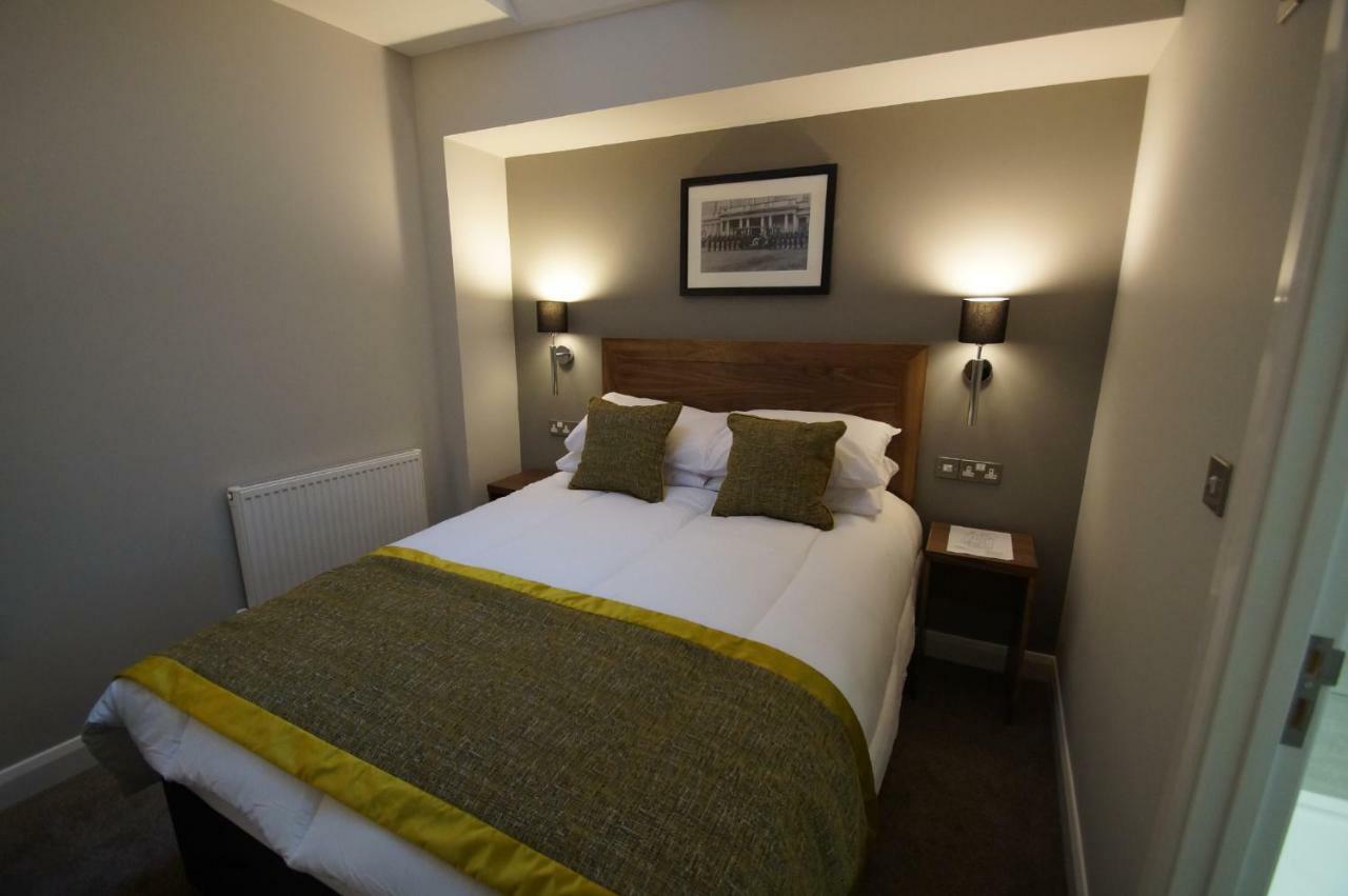 New Park Hotel Carmarthen Exteriér fotografie