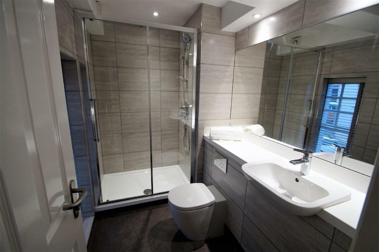 New Park Hotel Carmarthen Exteriér fotografie