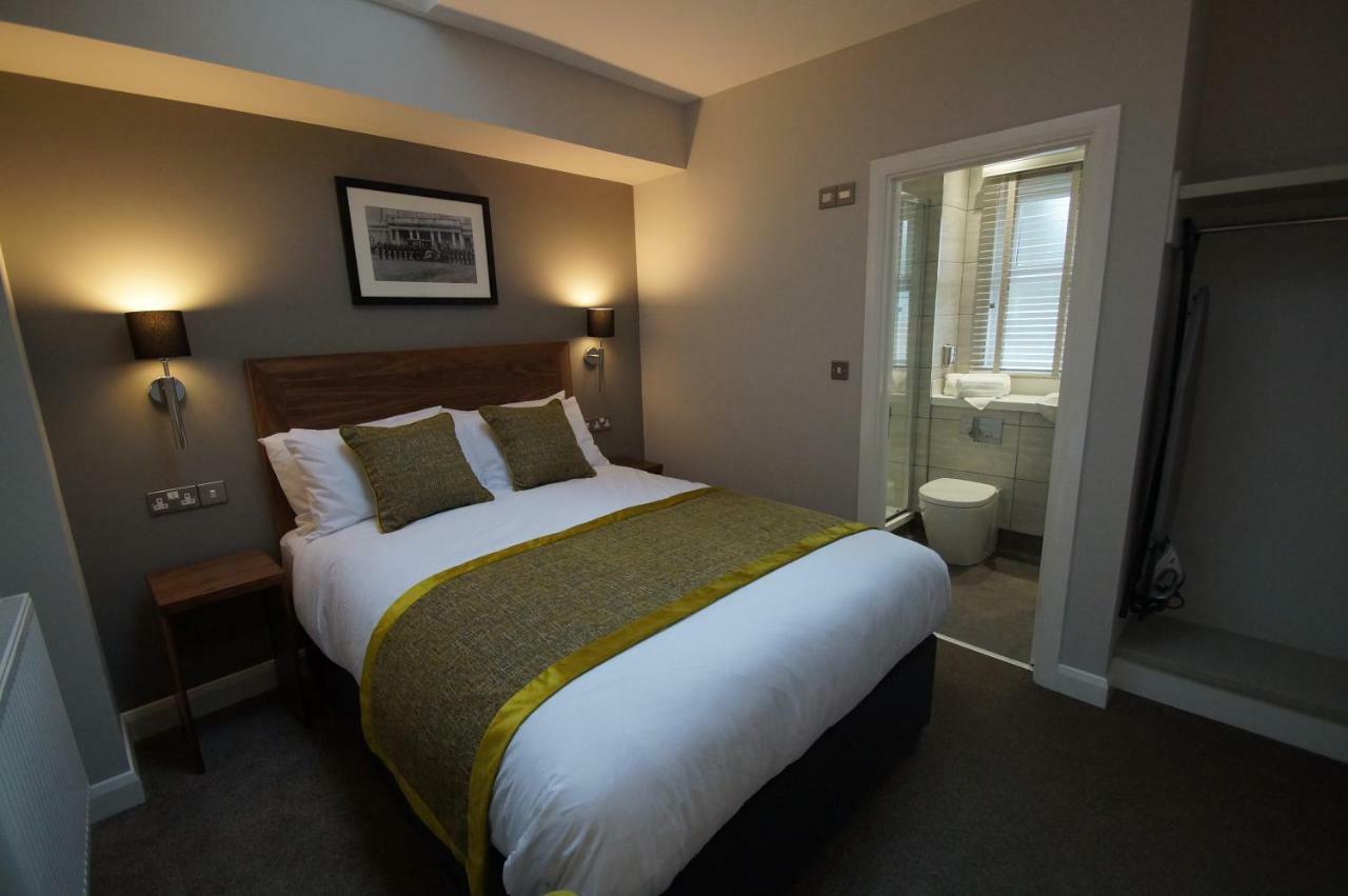 New Park Hotel Carmarthen Exteriér fotografie