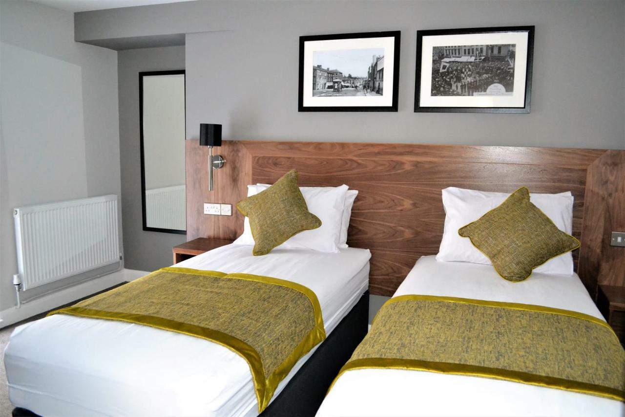 New Park Hotel Carmarthen Exteriér fotografie